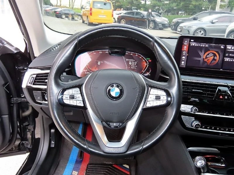 BMW 523 523D ??xDrive Luxury, снимка 7 - Автомобили и джипове - 55963563