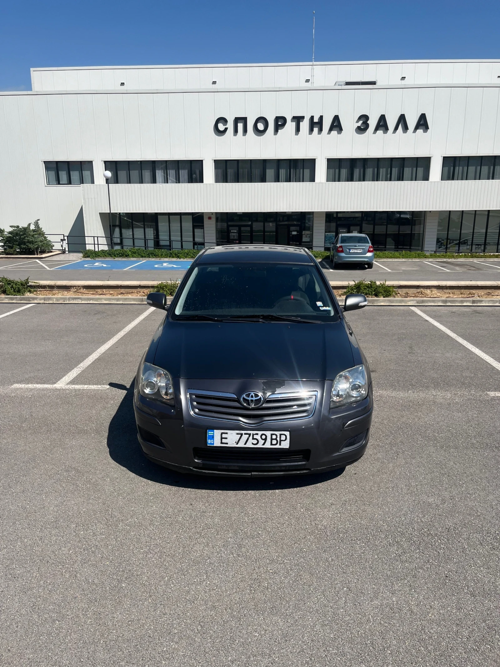 Toyota Avensis, снимка 1