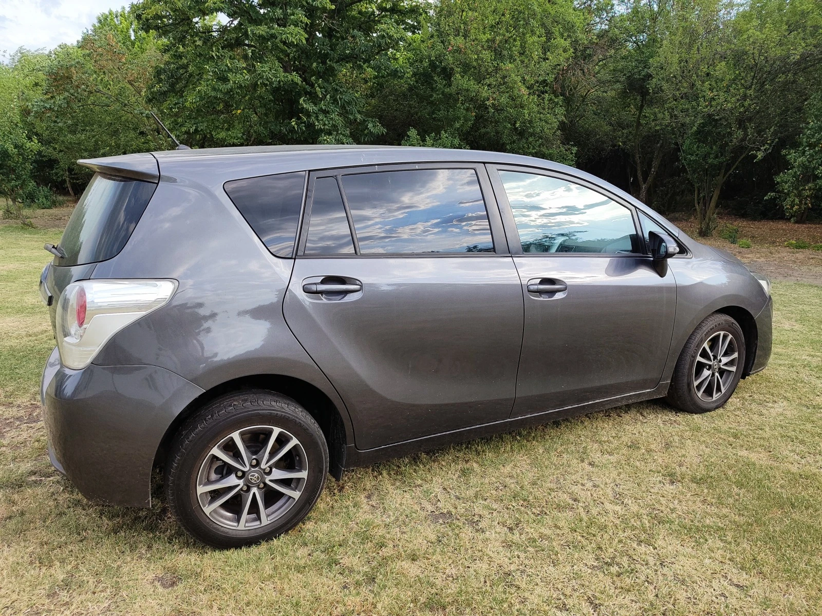 Toyota Verso Facelift D4D - изображение 6