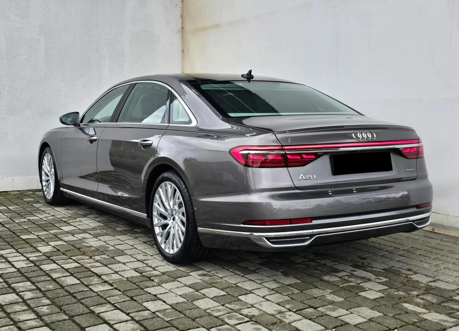 Audi A8 Long 50 TDI Quattro - изображение 4