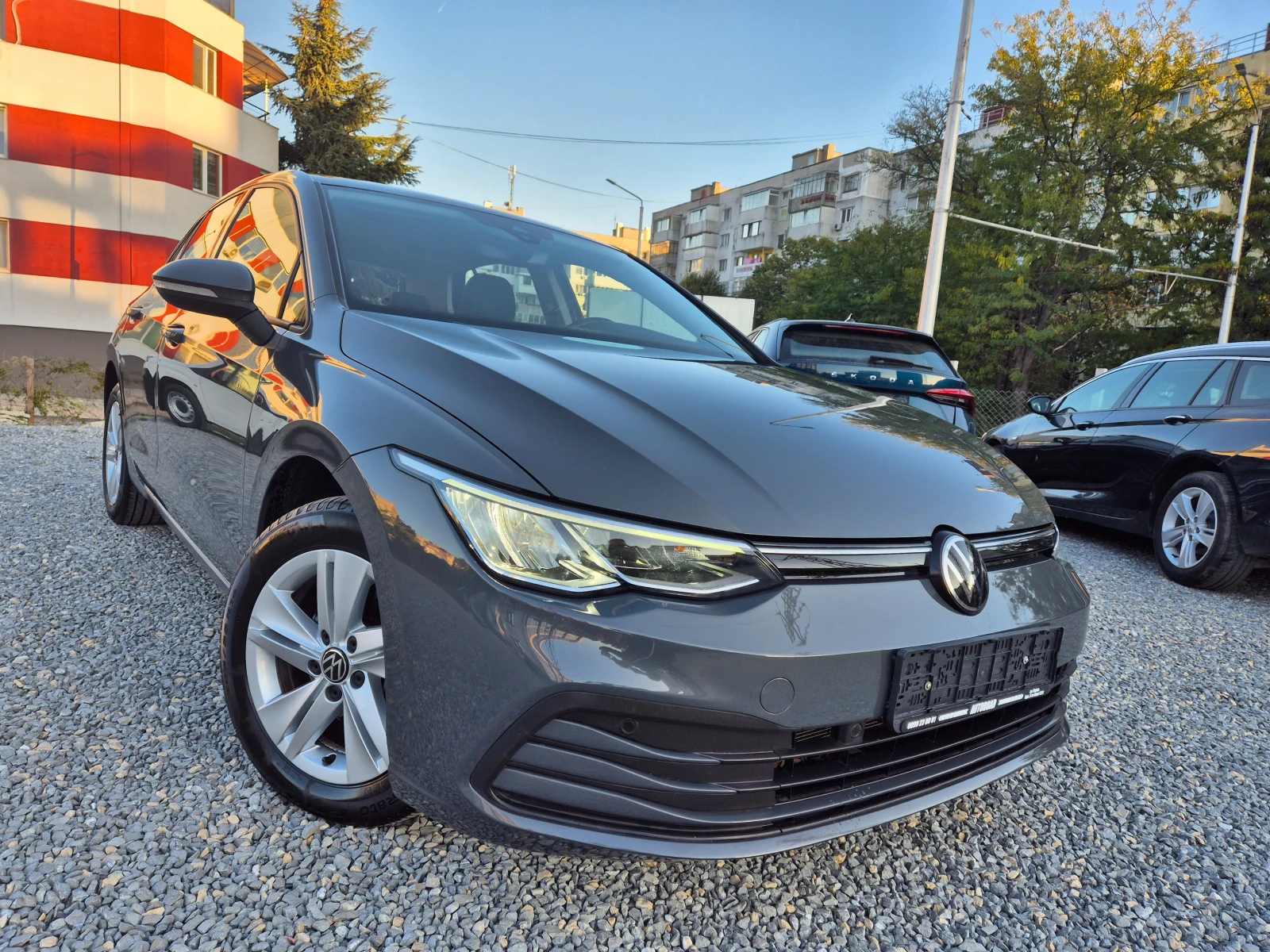 VW Golf eTSI-DSG-HIBRID-LED-DISTRONIC-LINE ASSIST-DIGITAL - изображение 3