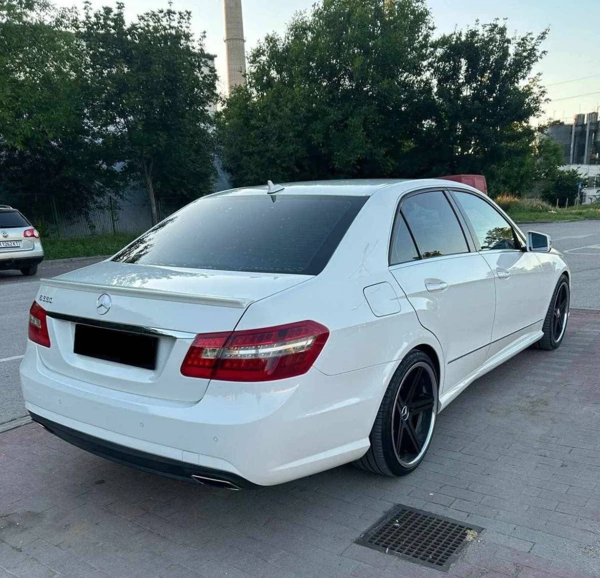 Mercedes-Benz E 500 E550 388к.с. AMG - изображение 5