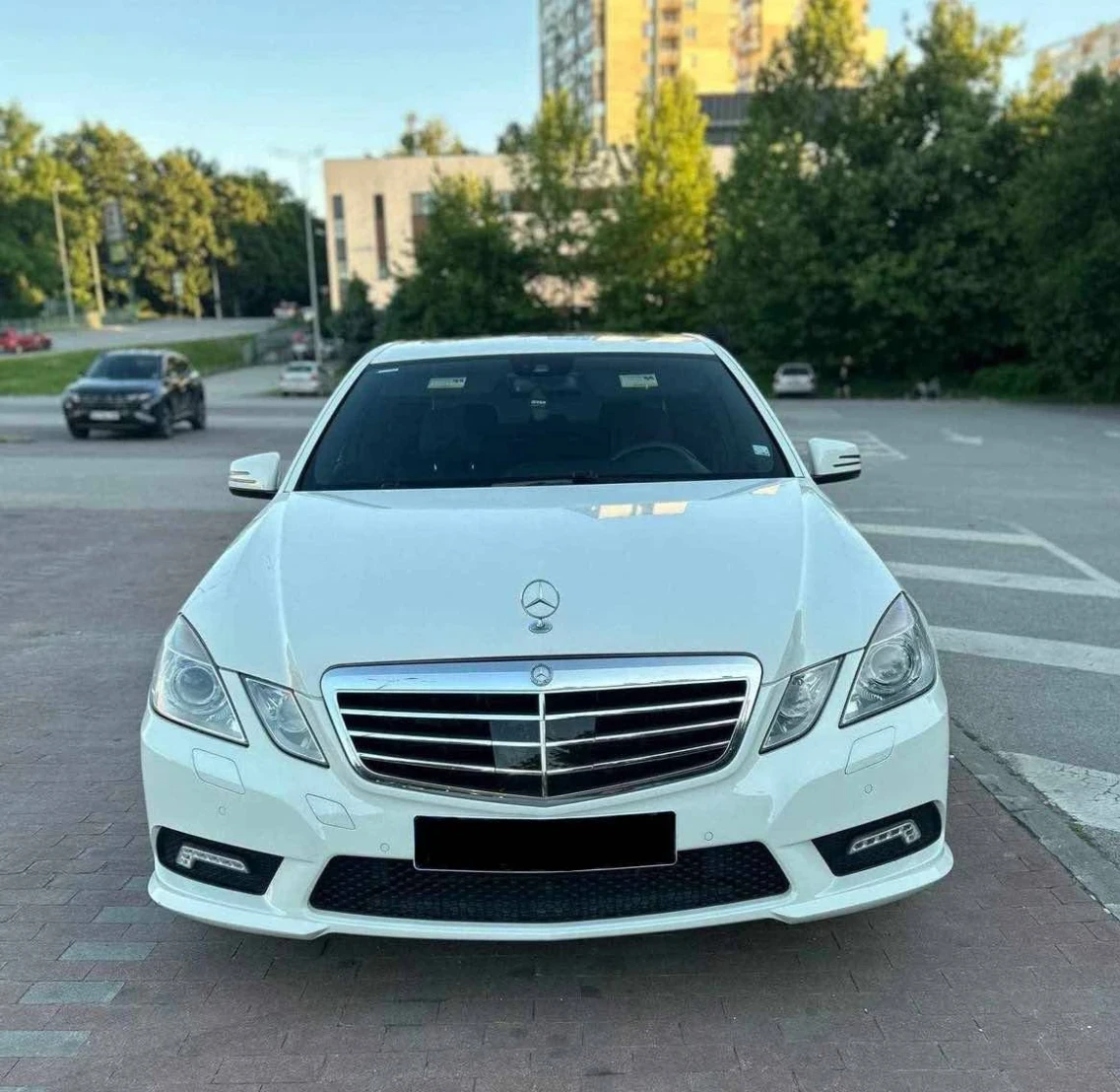 Mercedes-Benz E 500 E550 388к.с. AMG - изображение 2