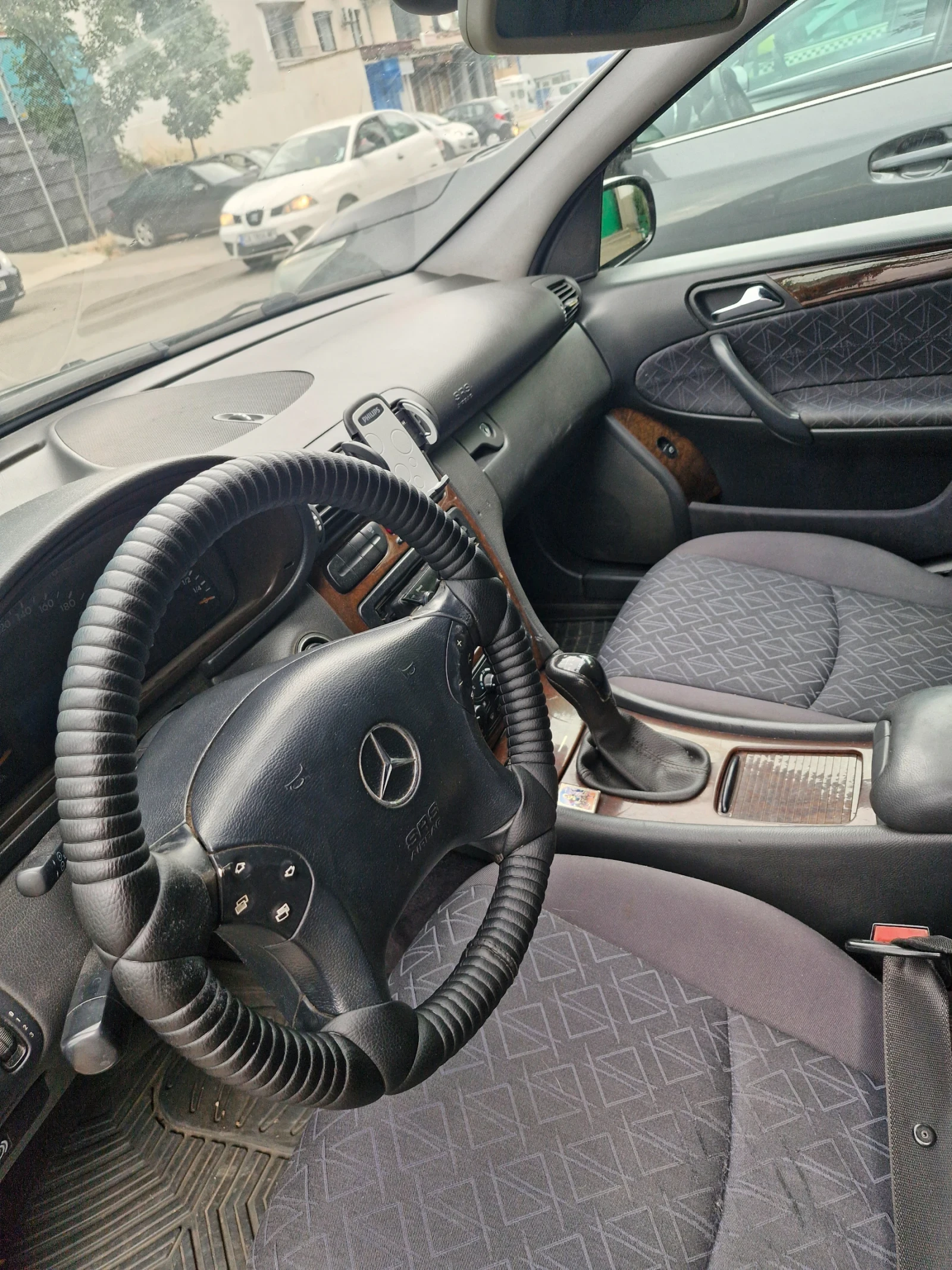 Mercedes-Benz 180  - изображение 5
