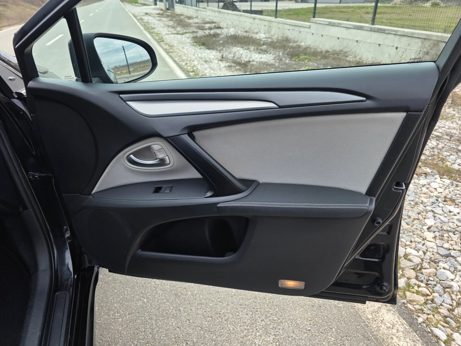 Toyota Avensis 1.8 Vvti ��������� Evro 6 KeyLess Go Line assist | Mobile.bg � ����������� 7