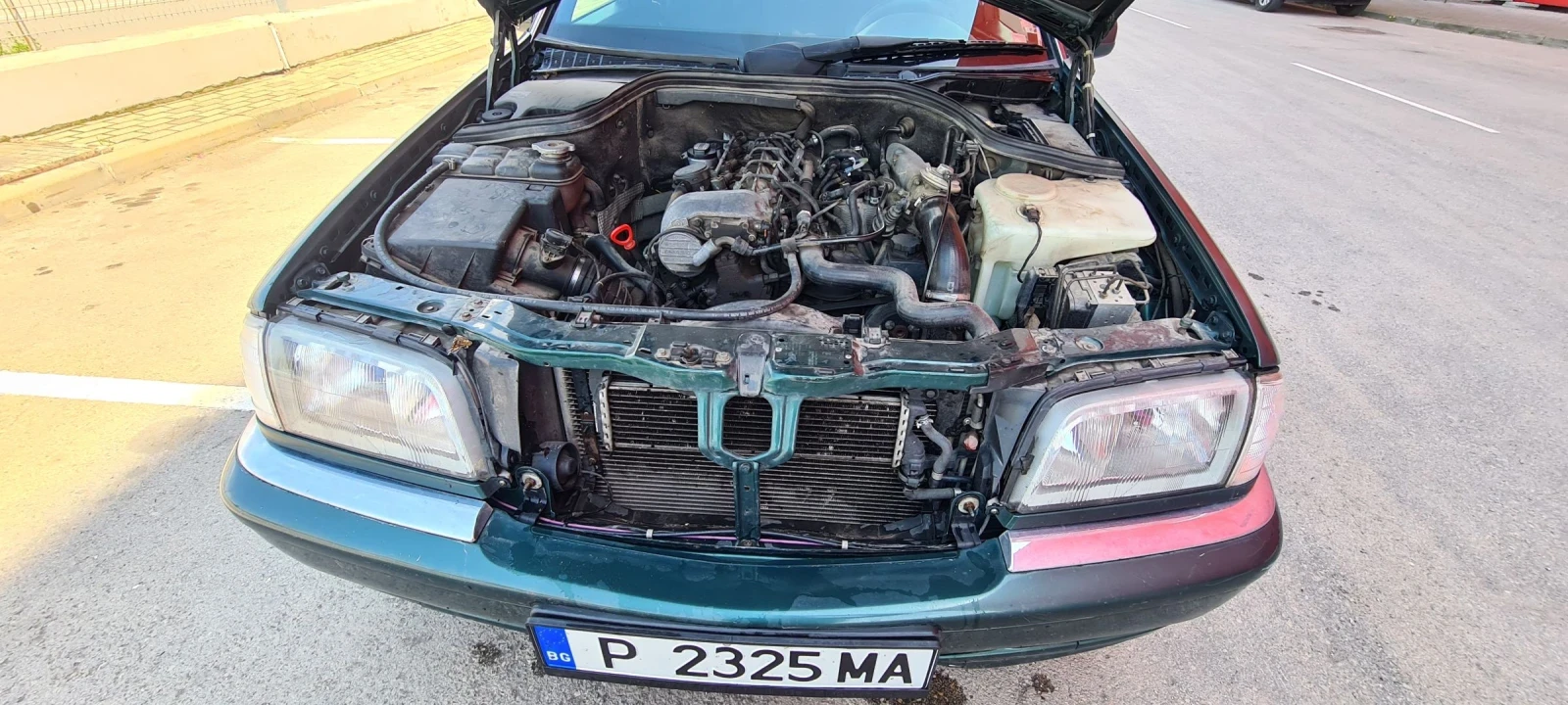 Mercedes-Benz C 220 2.2 cdi, снимка 11 - Автомобили и джипове - 54250841