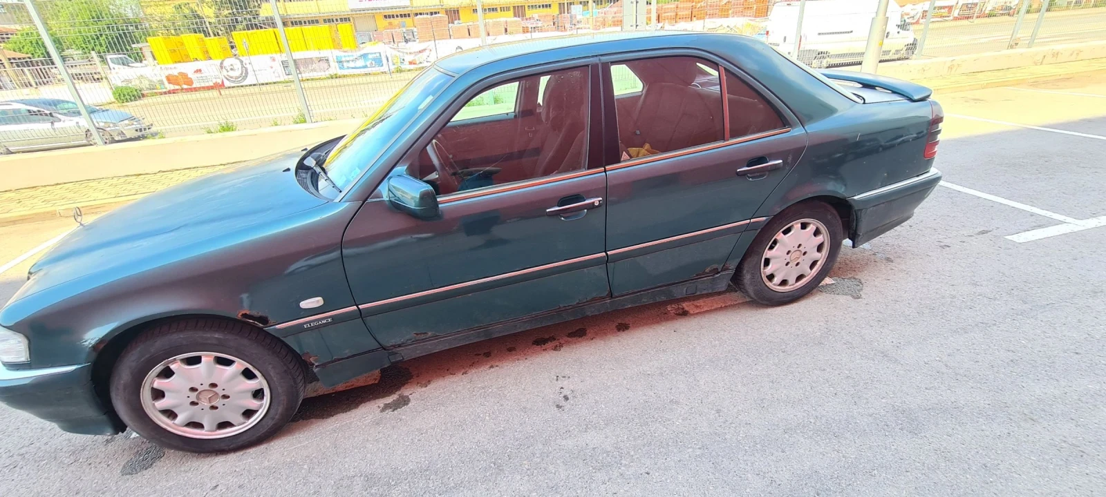 Mercedes-Benz C 220 2.2 cdi, снимка 10 - Автомобили и джипове - 54250841