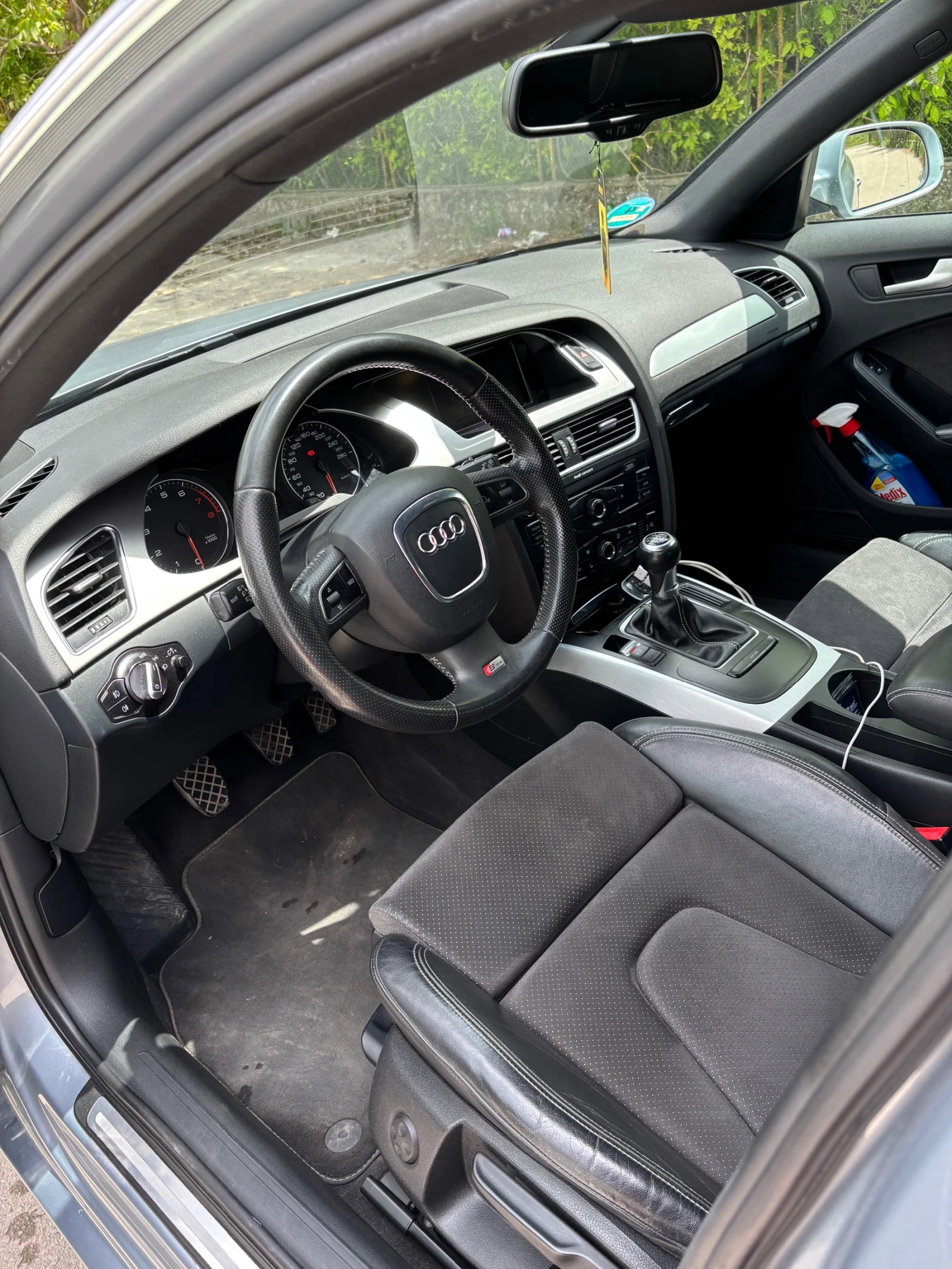 Audi A4 1.8tfsi s-line, снимка 7 - Автомобили и джипове - 54557261