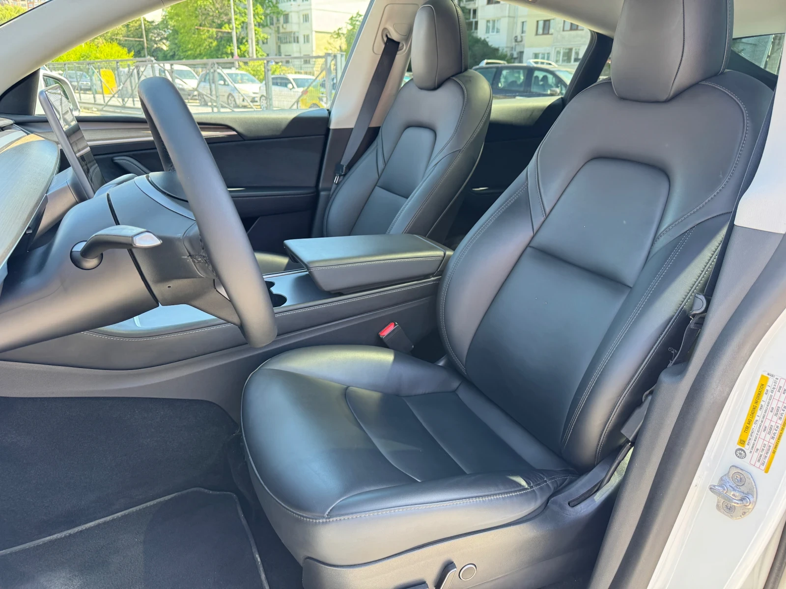 Tesla Model Y Long Range Dual Motor, снимка 9 - Автомобили и джипове - 54604733