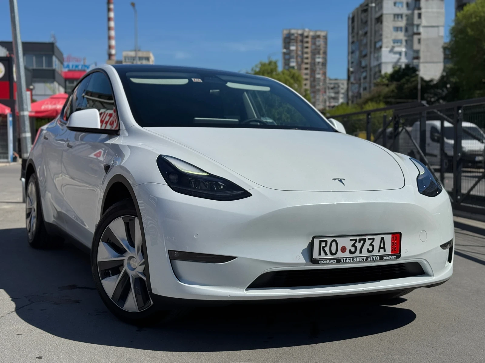 Tesla Model Y Long Range Dual Motor
