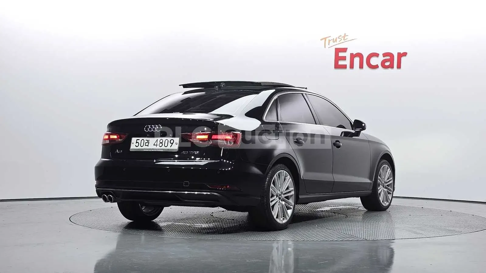 Audi A3 40TFSI| S-TRONIC| ЕЛ.СЕДАЛКИ| ВКЛ.ТЕХНОТЕСТ, снимка 2 - Автомобили и джипове - 54632042