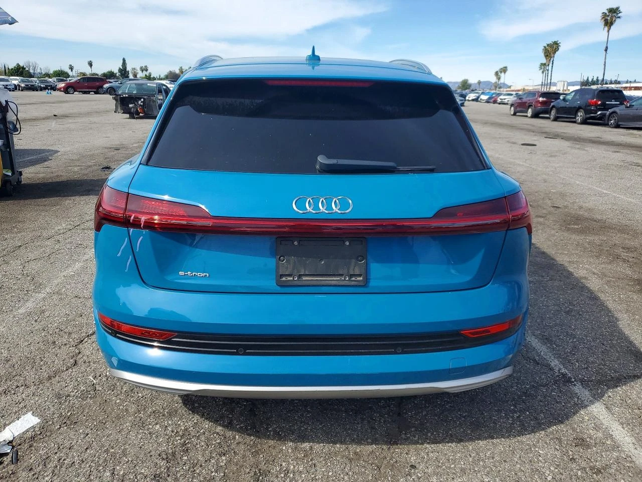 Audi E-Tron, снимка 6 - Автомобили и джипове - 54744887