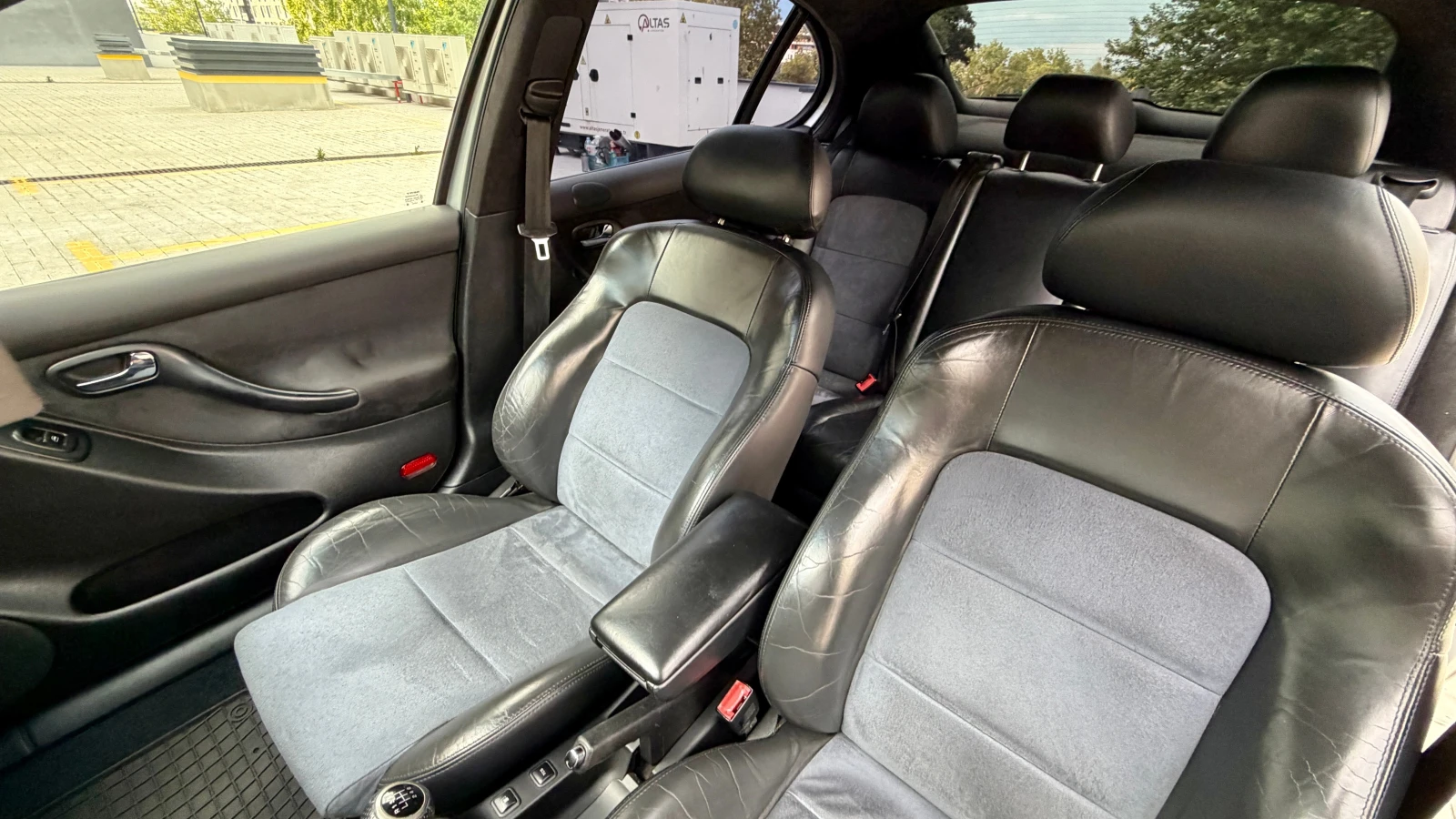 Seat Leon 1.9 TDI FR 150 кс., снимка 13 - Автомобили и джипове - 54744934