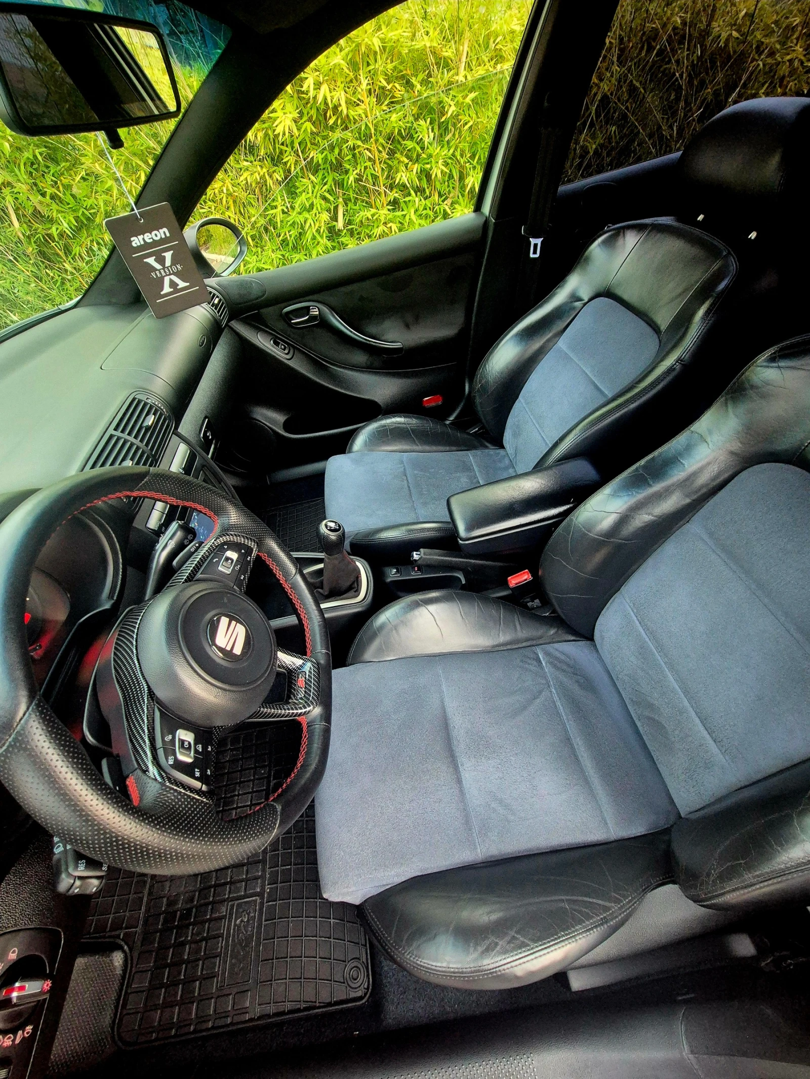 Seat Leon 1.9 TDI FR 150 кс., снимка 11 - Автомобили и джипове - 54744934