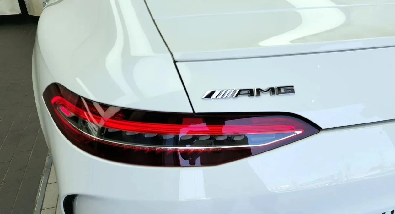 Mercedes-Benz AMG GT 43 AMG | Обдухване | Heads UP | Lane Assist, снимка 5 - Автомобили и джипове - 54840674