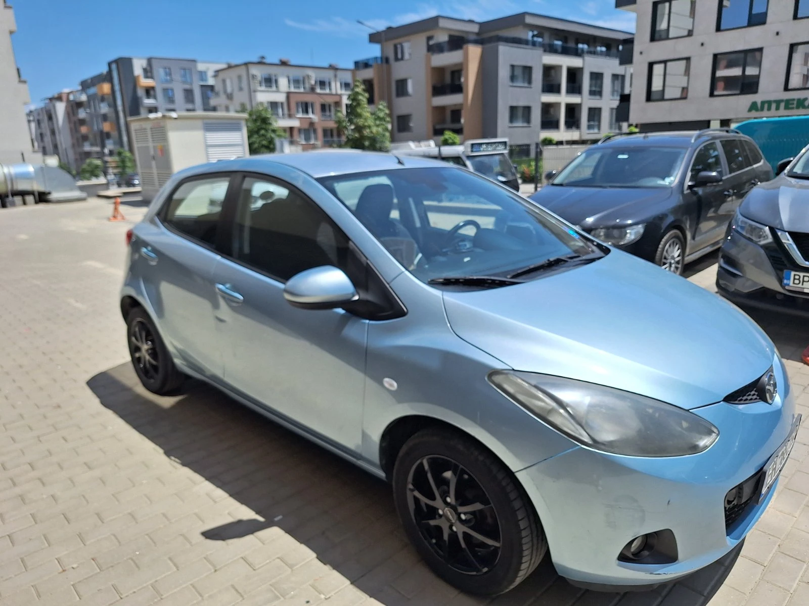 Mazda 2