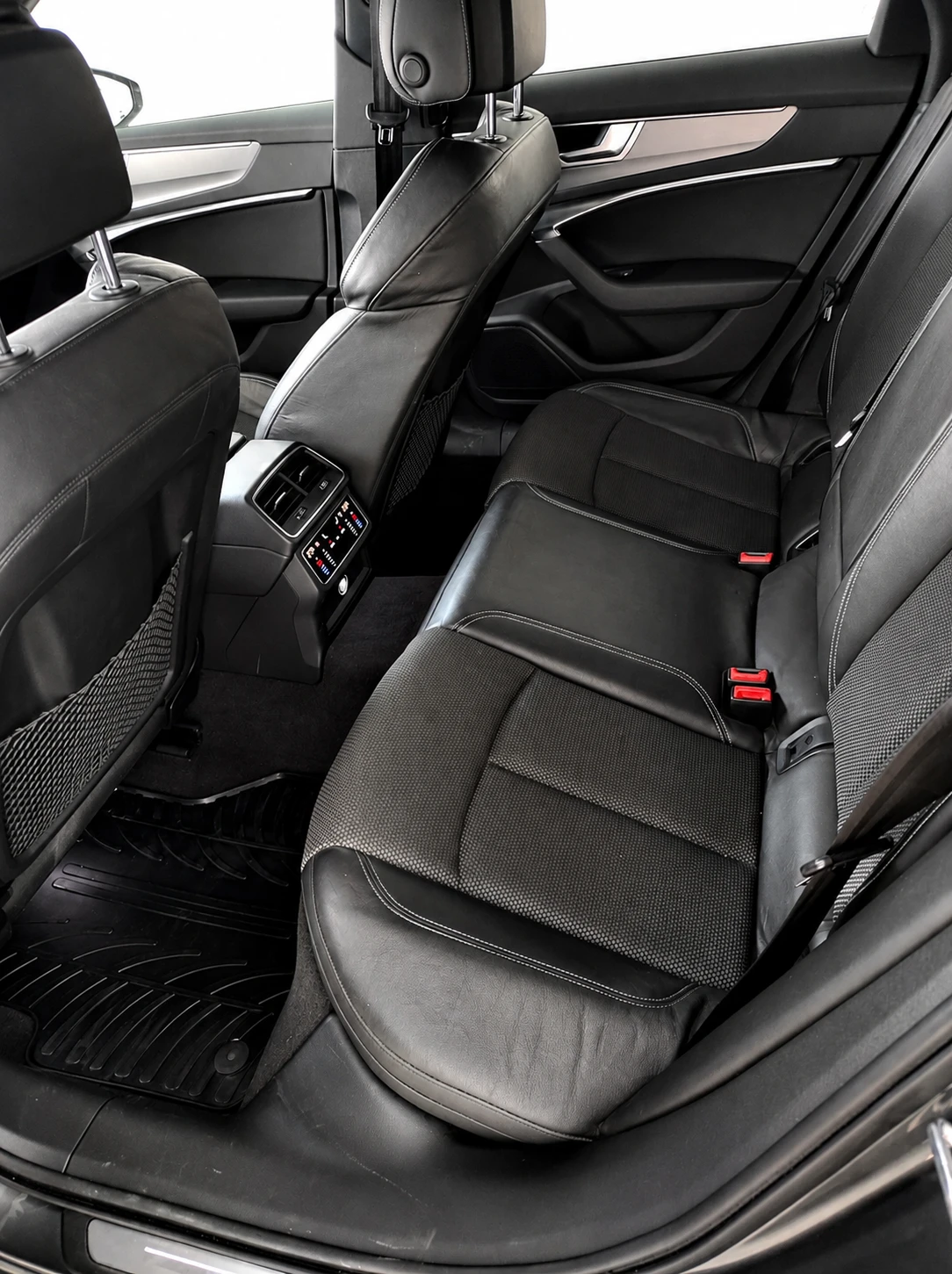 Audi A6 50TDI S line, снимка 9 - Автомобили и джипове - 55401912