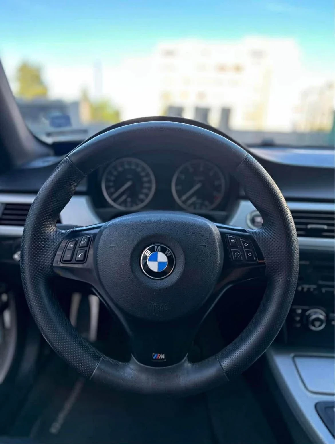 BMW 320, снимка 10 - Автомобили и джипове - 55413657