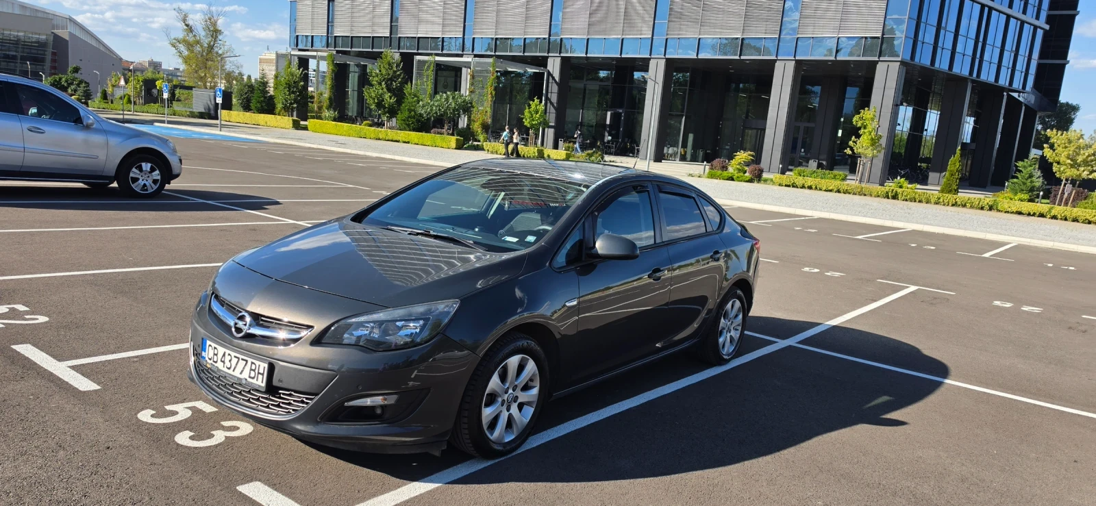 Opel Astra, снимка 4 - Автомобили и джипове - 55733088