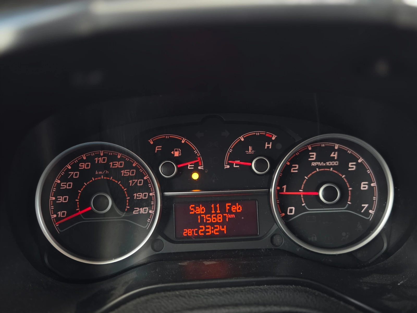 Fiat Doblo 1.3 Multijet EURO 6* , снимка 8 - Автомобили и джипове - 55951607