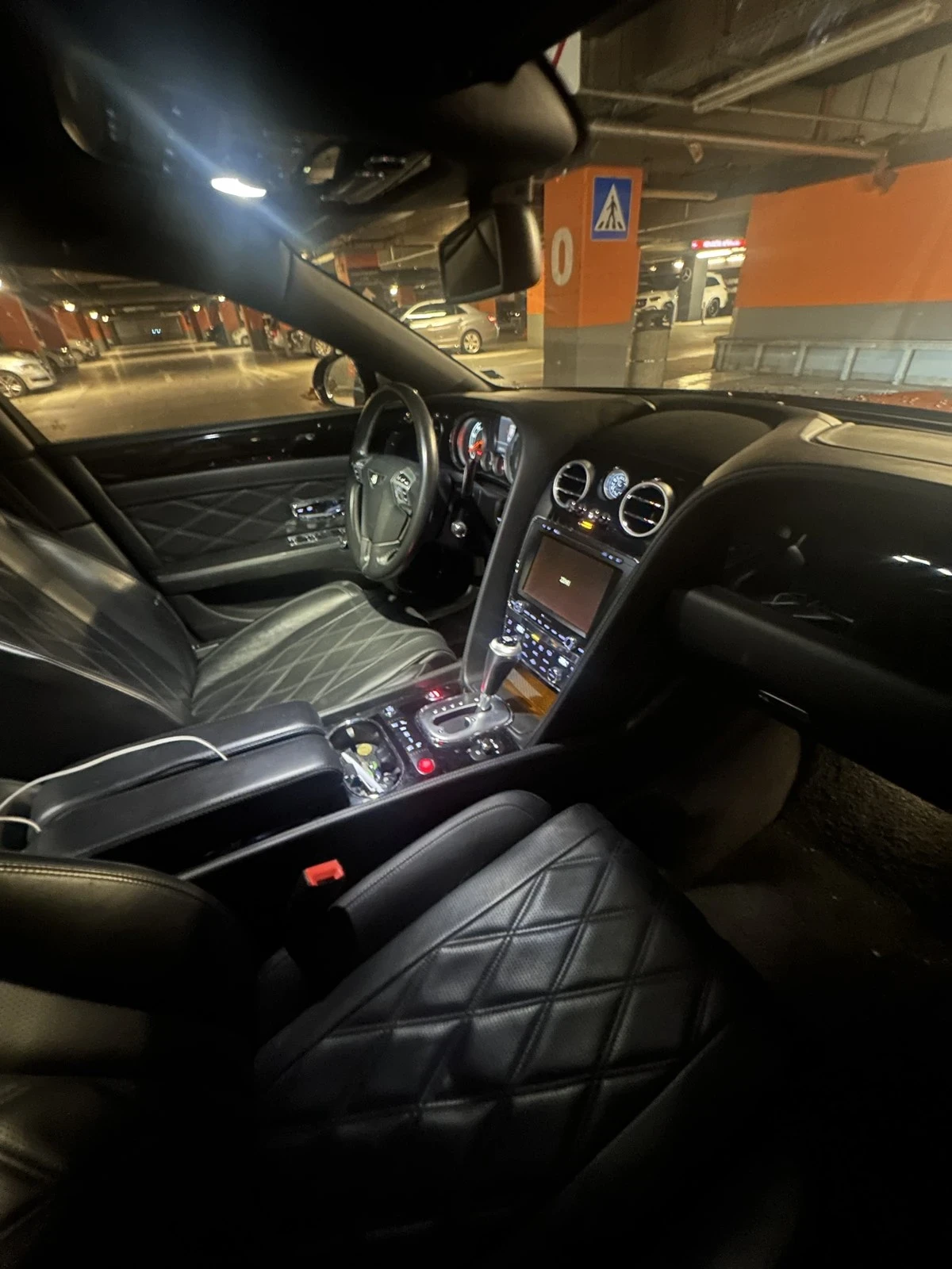 Bentley Flying Spur V8, TV, Lizing, снимка 7 - Автомобили и джипове - 56601462