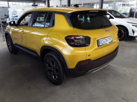 Jeep Avenger 51 kWh Longitude, снимка 3