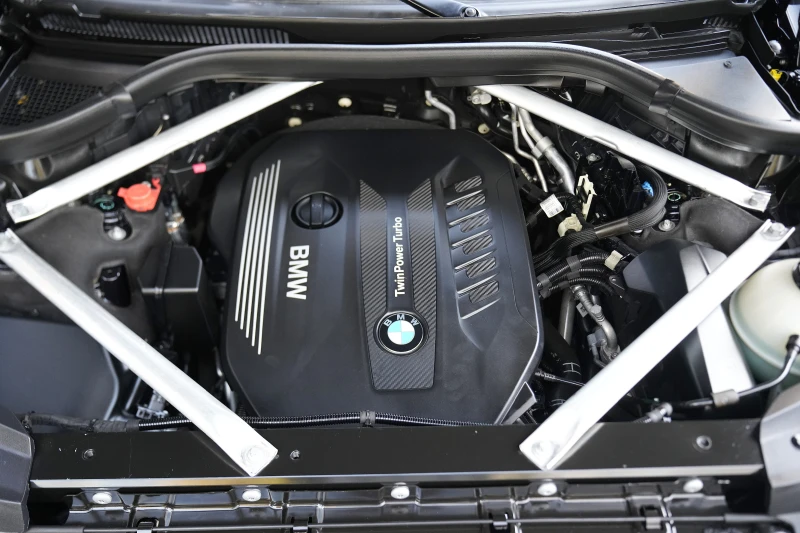 BMW X7 3.0d xDrive M Package Individual Shadow Line, снимка 15 - Автомобили и джипове - 52210347