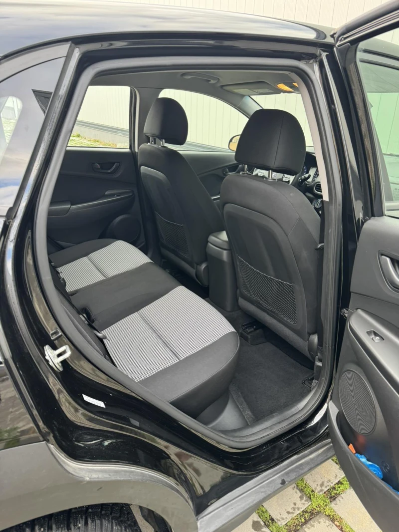 Hyundai Kona, снимка 10 - Автомобили и джипове - 52377980