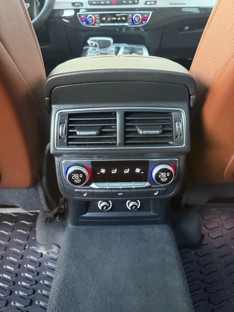 Audi Q7 7 Местен, снимка 11 - Автомобили и джипове - 52542492