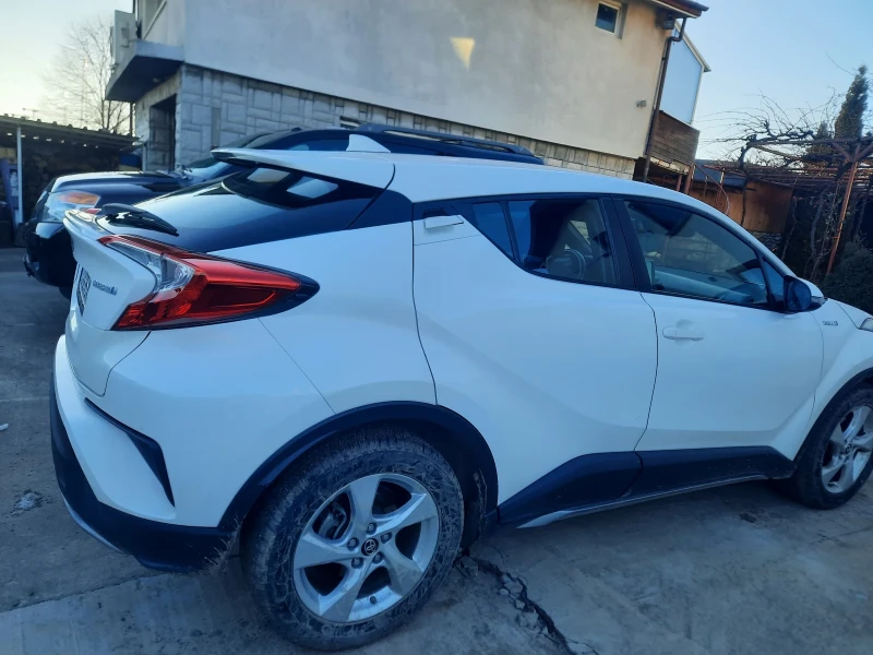 Toyota C-HR, снимка 7 - Автомобили и джипове - 52951957