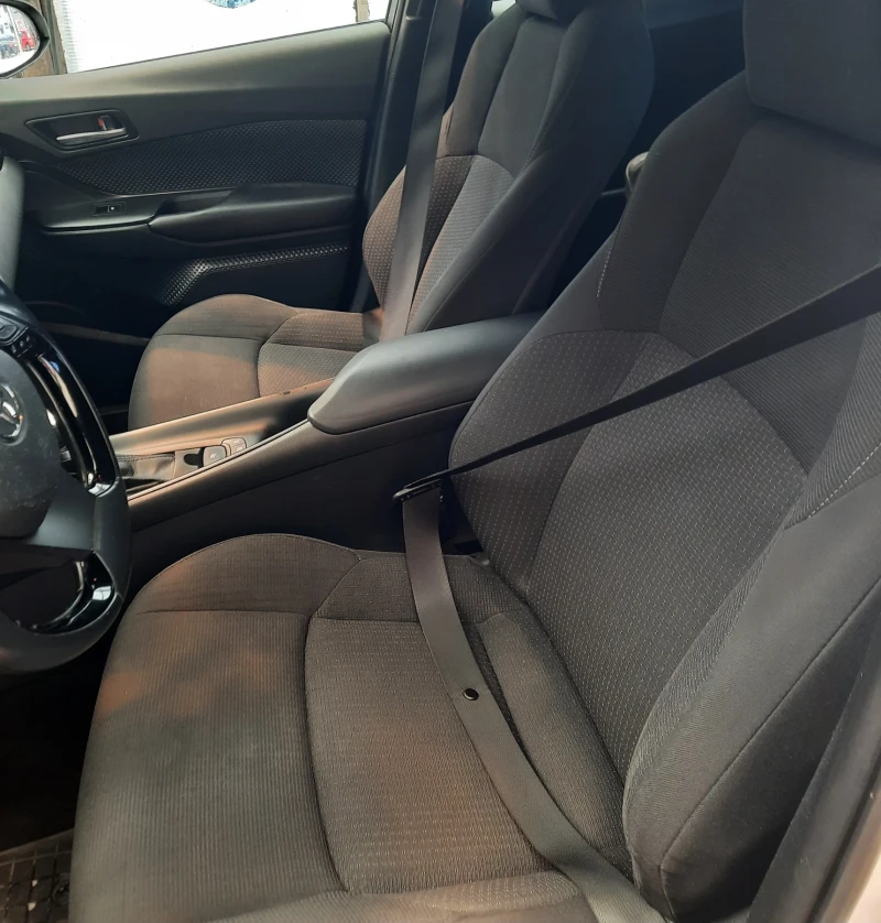 Toyota C-HR, снимка 13 - Автомобили и джипове - 52951957