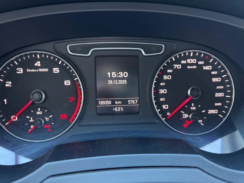 Audi Q3 2000 TFSI, снимка 7 - Автомобили и джипове - 52967685