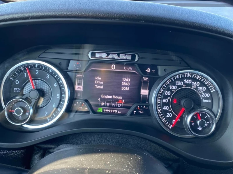 Dodge RAM 1500 * Big Horn * CARFAX * БЕЗ ПЪРВОНАЧАЛНА ВНОСКА, снимка 8 - Автомобили и джипове - 53154168