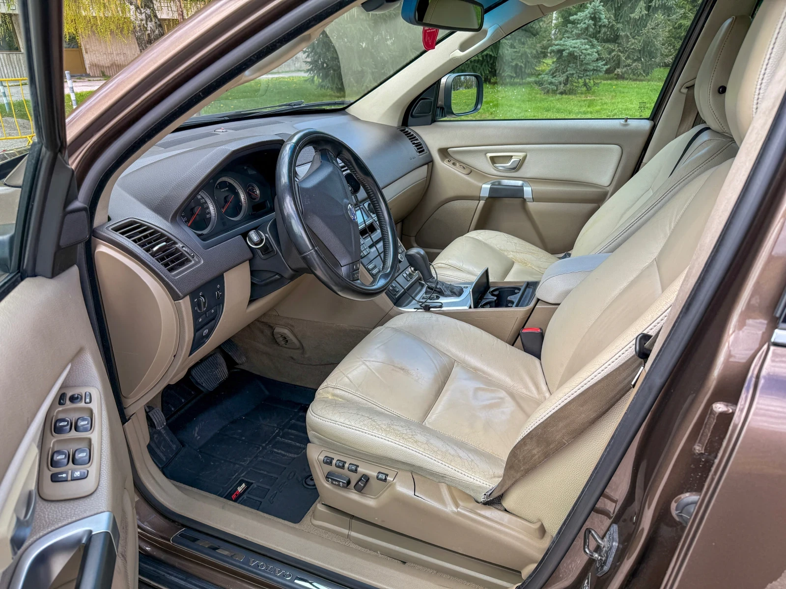 Volvo Xc90 D5 2.4 Turbo Diesel 204 к.с. - изображение 8