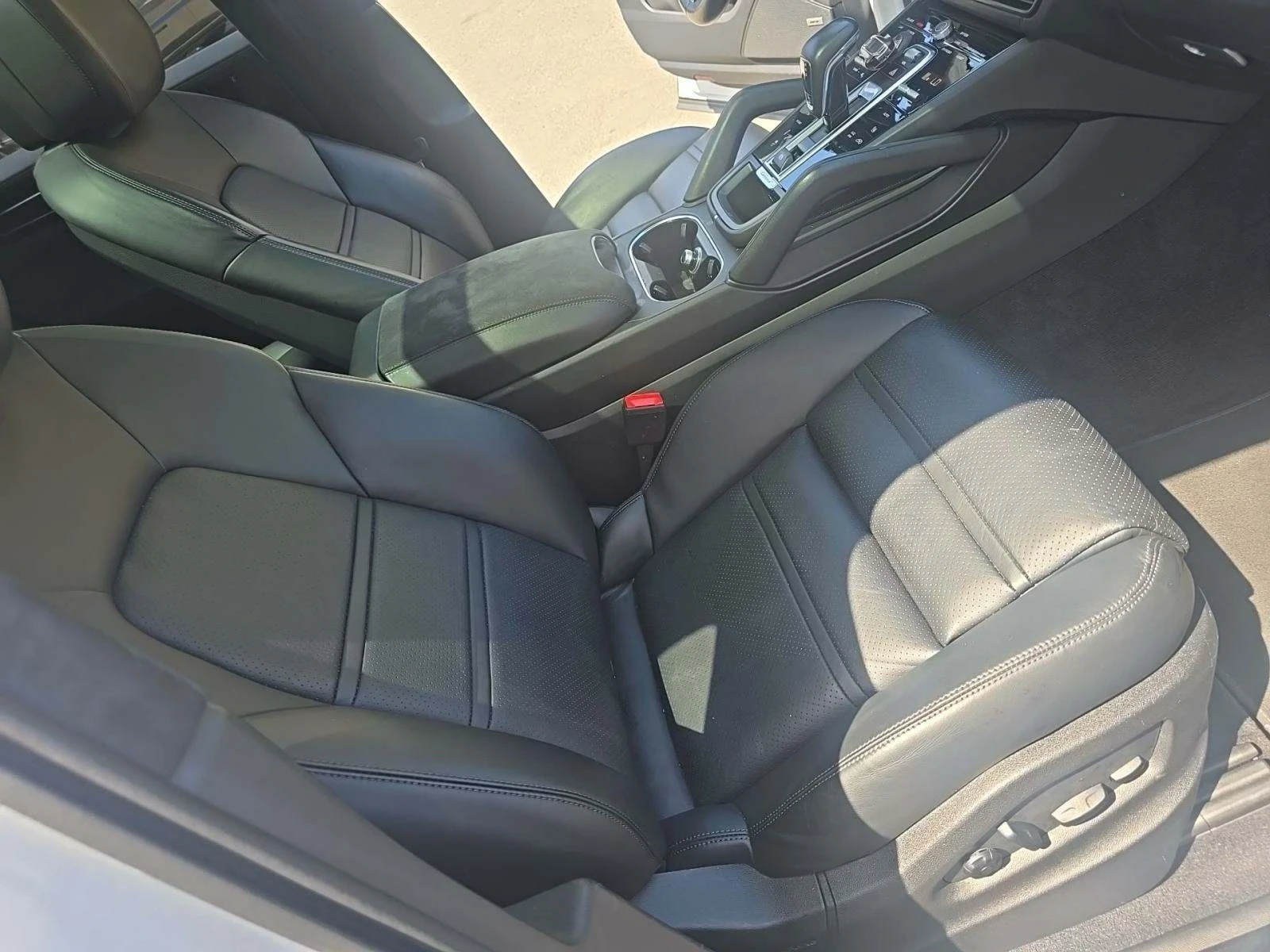 Porsche Cayenne  - изображение 8