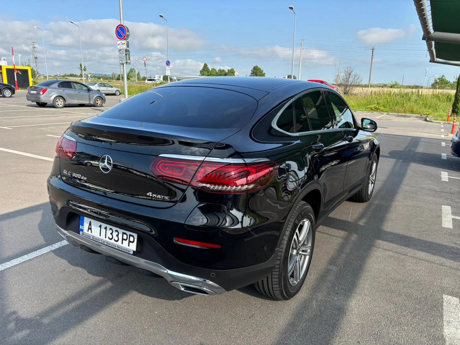 Mercedes-Benz GLC 300 de Coupe 4-MATIC Plug-in Hybrid - изображение 4