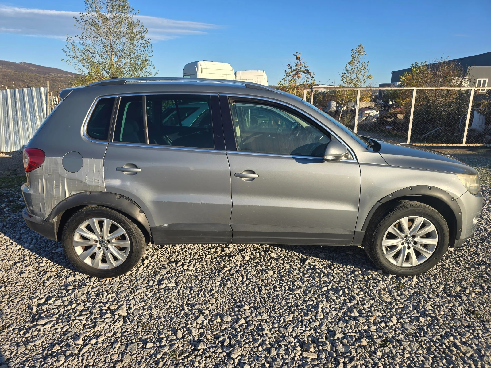 VW Tiguan 2.0D 4 MOTION - изображение 3