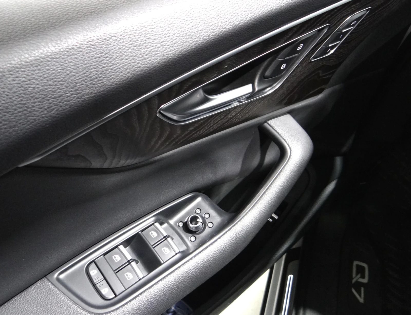 Audi Q7 PROGRESSIV QUATTRO / ОБДУХВАНЕ / ПОДГРЕВИ / 360  - изображение 7