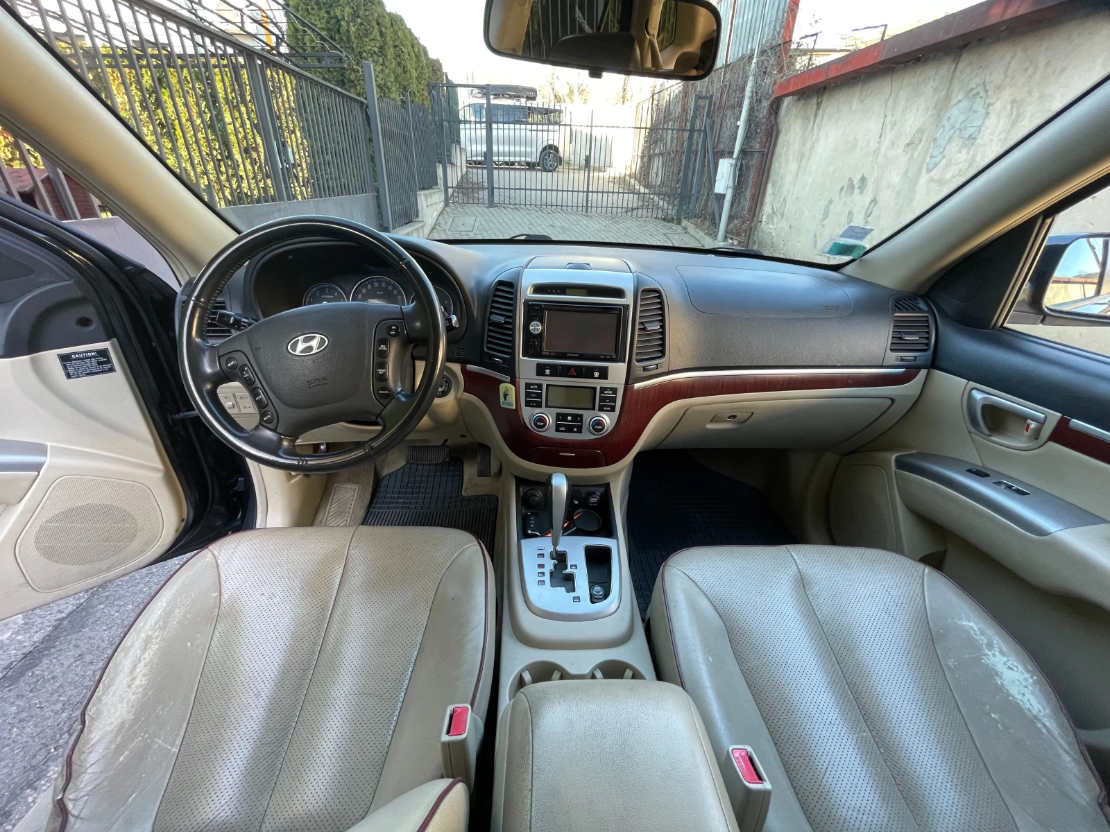 Hyundai Santa fe 2.2 CRDI, снимка 8 - Автомобили и джипове - 53828850