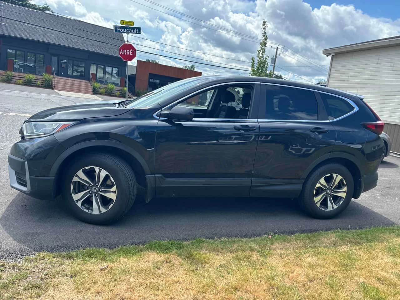 Honda Cr-v * LX * CARFAX * БЕЗ ПЪРВОНАЧАЛНА ВНОСКА, снимка 2 - Автомобили и джипове - 55415029