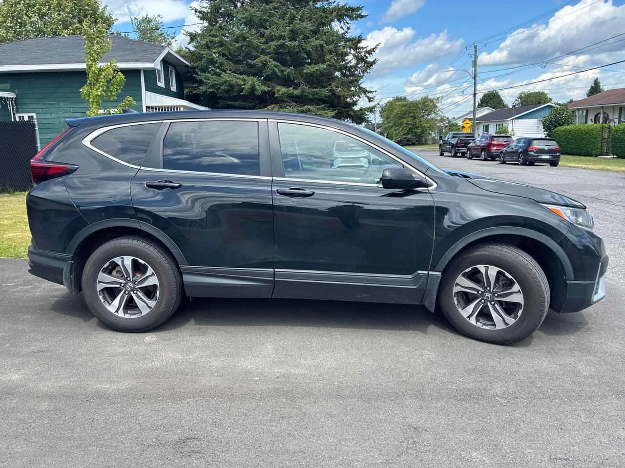 Honda Cr-v * LX * CARFAX * БЕЗ ПЪРВОНАЧАЛНА ВНОСКА, снимка 3 - Автомобили и джипове - 55415029