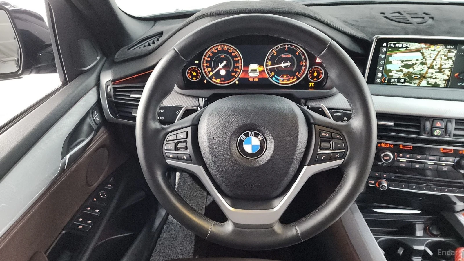 BMW X5 M Pack * HUD * 360 * АвтоКредит * (ЦЕНА ДО БГ), снимка 12 - Автомобили и джипове - 55478700