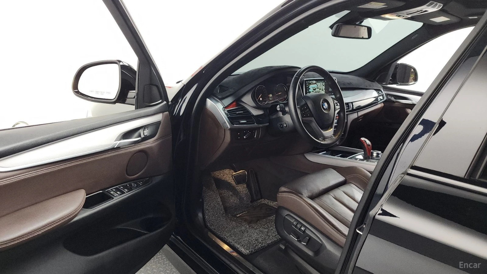 BMW X5 M Pack * HUD * 360 * АвтоКредит * (ЦЕНА ДО БГ), снимка 10 - Автомобили и джипове - 55478700