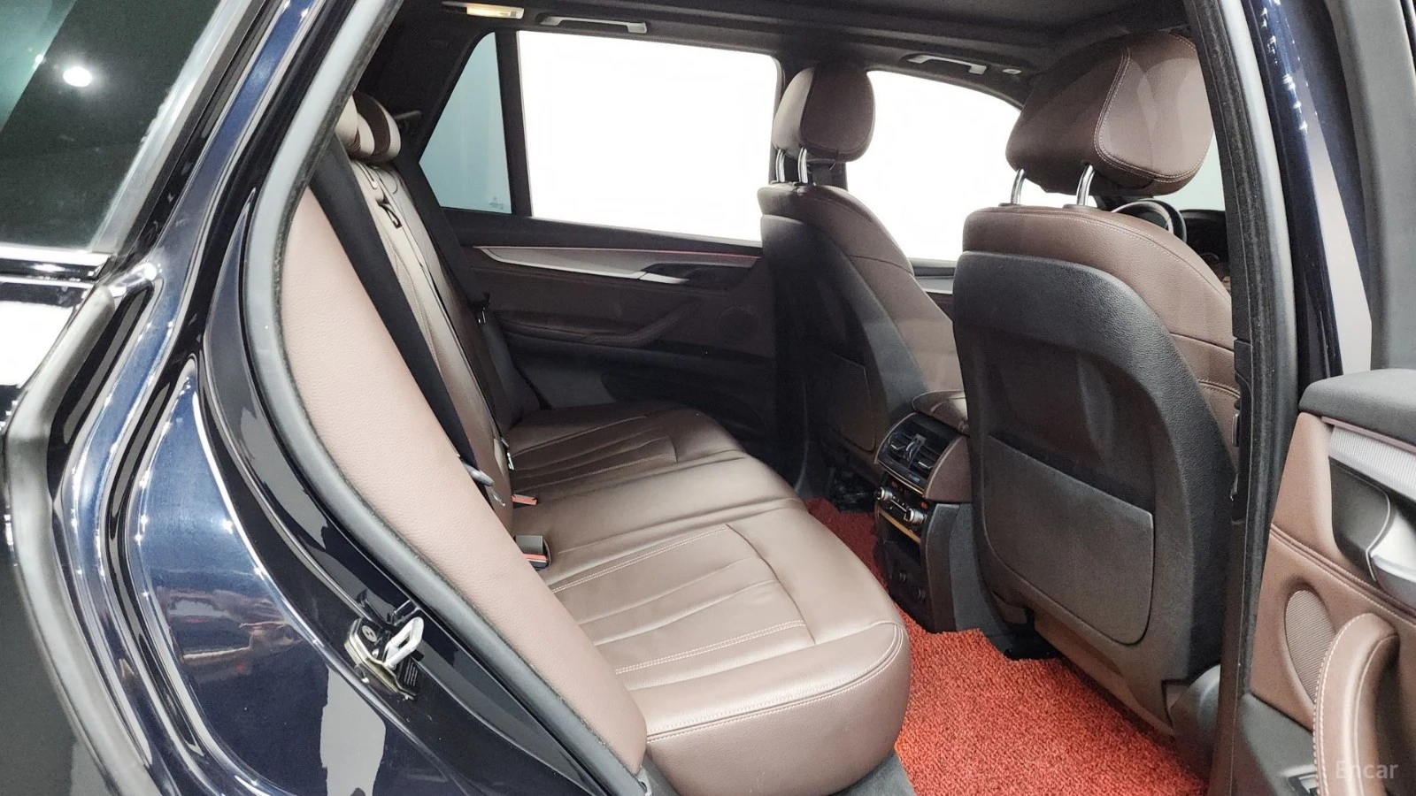 BMW X5 M Pack * HUD * 360 * АвтоКредит * (ЦЕНА ДО БГ), снимка 11 - Автомобили и джипове - 55478700