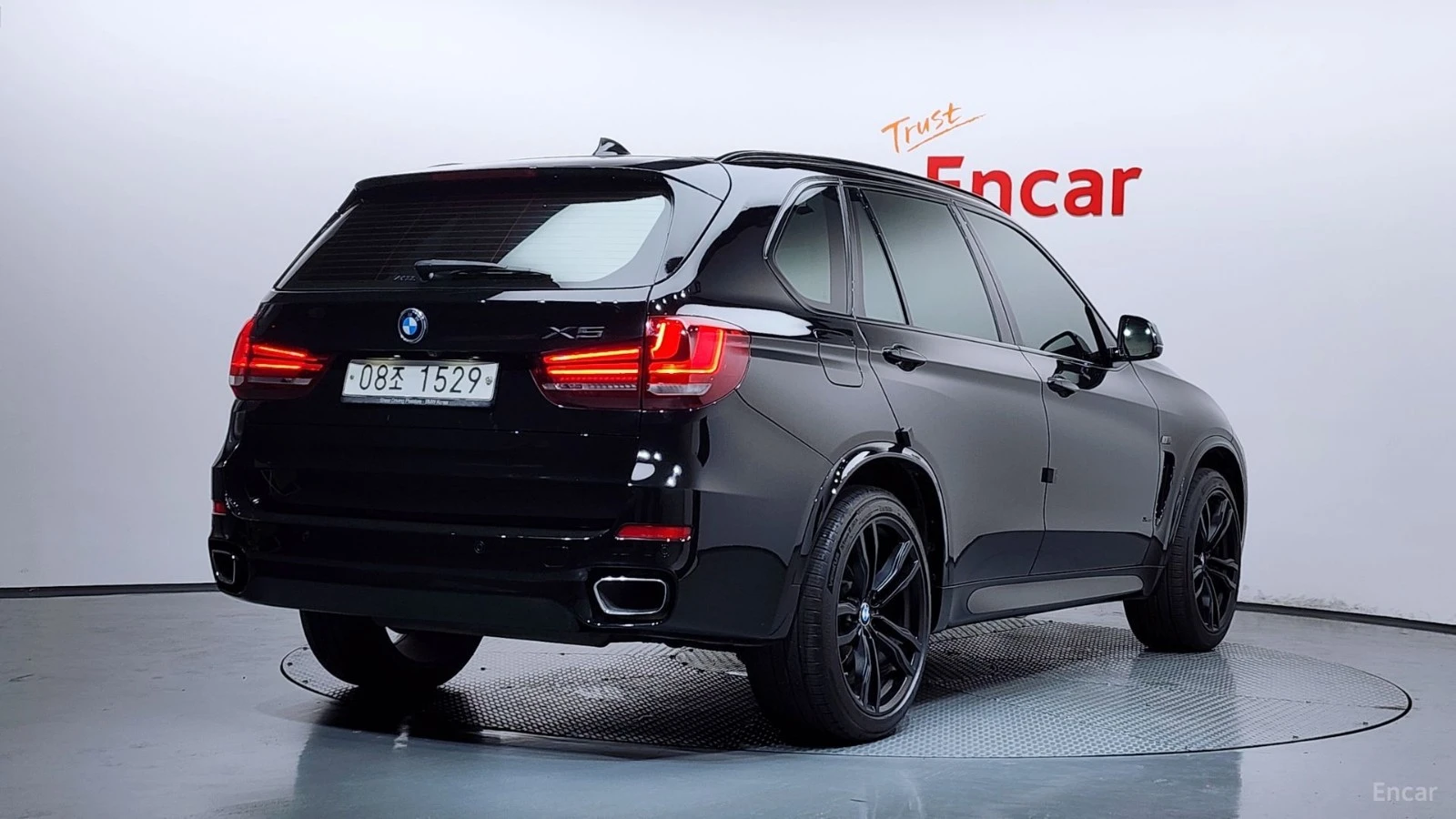 BMW X5 M Pack * HUD * 360 * АвтоКредит * (ЦЕНА ДО БГ), снимка 2 - Автомобили и джипове - 55478700