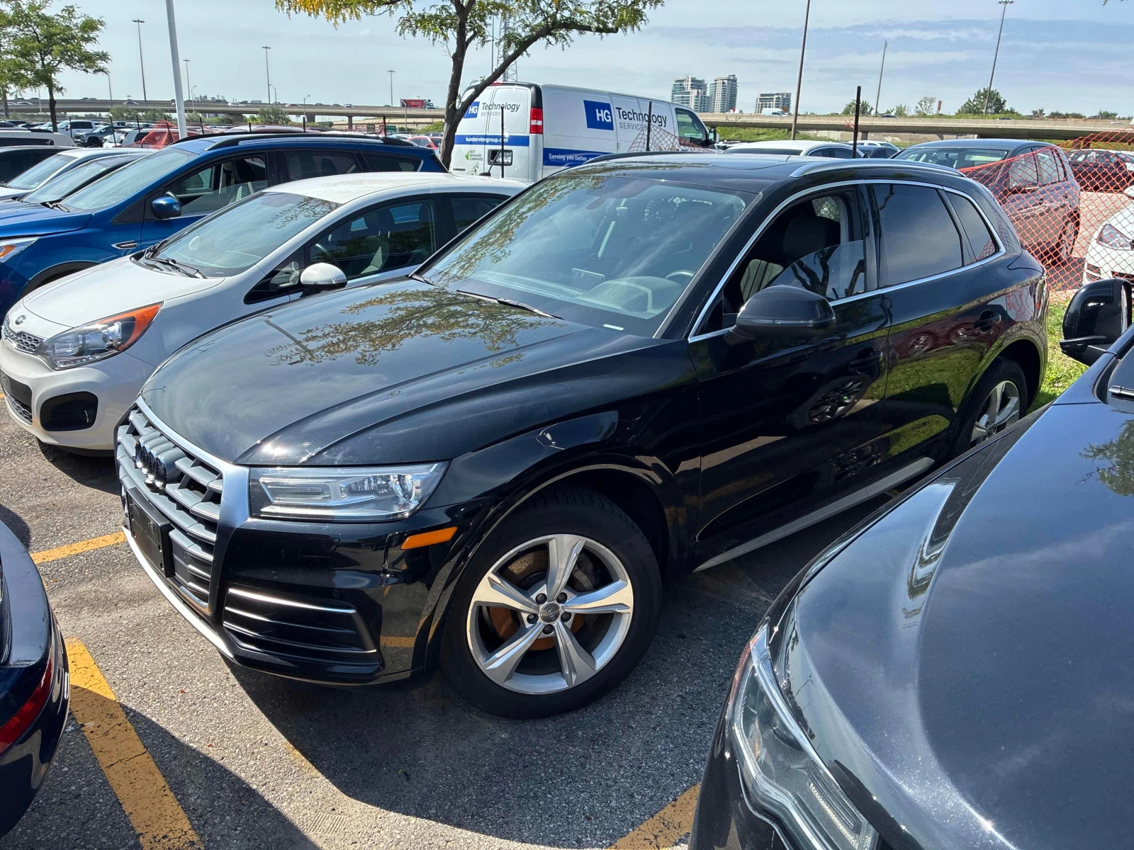 Audi Q5 * Progressiv * CARFAX * БЕЗ ПЪРВОНАЧАЛНА ВНОСКА, снимка 15 - Автомобили и джипове - 56149968