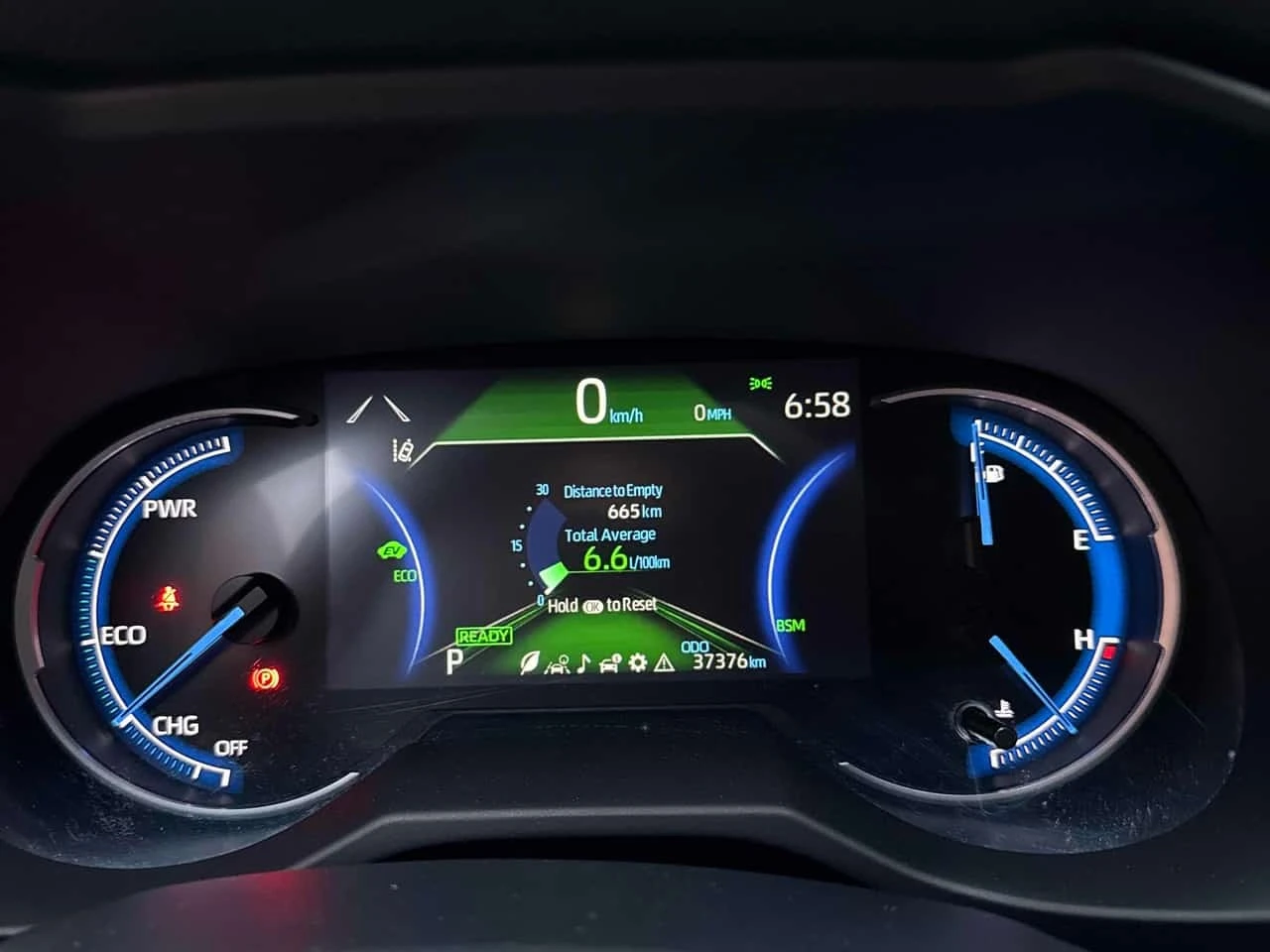 Toyota Rav4 * Hybrid SE * АВТОКРЕДИТ БЕЗ ПЪРВОНАЧАЛНА ВНОСКА* , снимка 8 - Автомобили и джипове - 56173021
