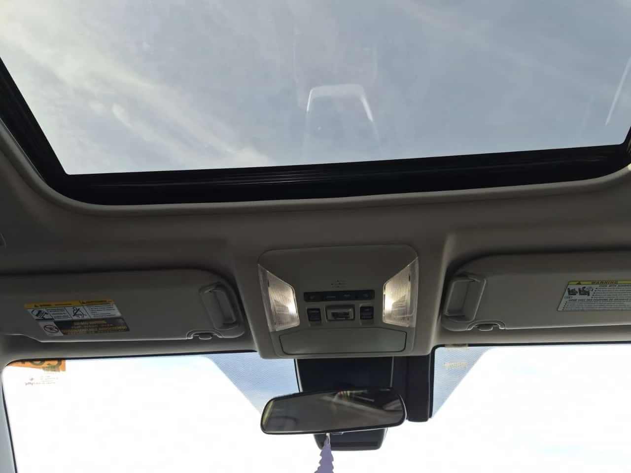 Toyota Rav4 * Awd Hybrid Xle * CARFAX * ����� �� ����������� | Mobile.bg � ����������� 14