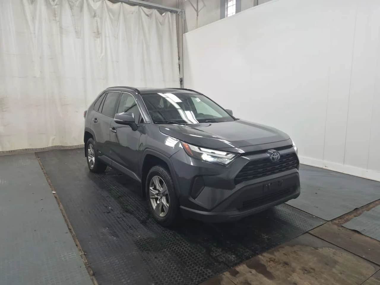 Toyota Rav4 * Awd Hybrid Xle * CARFAX * ����� �� ����������� | Mobile.bg � ����������� 3
