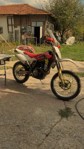 ����� �� �������� �� Husqvarna TE